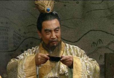 曹操的兩句名言流傳至今,一句吹牛時(shí)喜歡用,一句宴會(huì)中經(jīng)常用!